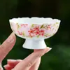 Taza de Té Cerámica con Pie Alto, Diseño de Hojas y Flores de Cerezo Pintado a Mano para Uso en Casa, Juego de Té Kung Fu, Taza de Té Personal