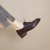 Sapatos Femininos de Couro Estilo Britânico Marrom Chuyuji 2026 Nova Coleção Primavera e Outono Solado Macio Confortáveis para o Dia a Dia Trabalho Profissional