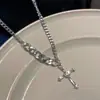 Collar de Zirconita Cruzada de Lujo Ligero para Mujer Otoño e Invierno Hip-Hop Moderno Genial Accesorio Ins Cadena Simple para Ropa de Calle Versátil