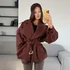 Europa Transfronteriza Otoño/Invierno 2026 Nueva Chaqueta Cortavientos Elegante Americana Streetwear para Mujer con Solapa Grande y Cinturón Adelgazante