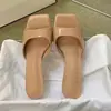 Sandalias de tacón alto de charol para mujer, nuevo estilo británico de verano 2026, tacones de aguja de punta cuadrada, sandalias de talla grande para mujer para uso en exteriores