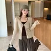 Top halter casual de otoño nuevo estilo coreano para talla grande, con corte ajustado y diseño retorcido, combinado con un conjunto a juego