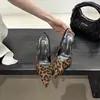 Zapatos de tacón alto Chuyuji estilo francés con punta y estampado de leopardo, sandalias de punta cerrada, gamuza, nuevos zapatos de primavera-verano, estilo de hada