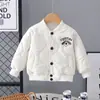 Ropa Acolchada de Algodón para Niños 2025 Invierno Nuevo Estilo Chaquetas de Béisbol Engrosadas de Terciopelo para Otoño e Invierno Ropa de Invierno para Niños Ropa para Niños