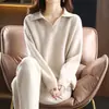 Conjunto de malha gola alta para mulheres, novo, europeu e americano, para Outono/Inverno 2026, com suéter de estilo descontraído e conjunto de duas peças com calças.