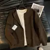 Chaqueta cárdigan de punto color caqui Cleanfit para hombre, otoño y primavera, suéter de cuello redondo de alta gama, chaqueta retro americana