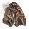 Bufanda Chal Foulard para Mujer Estilo Étnico Europeo y Americano Otoño e Invierno Estampado Floral de Rosas Estampado de Rosas
