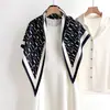 Bufanda Triangular Estampada Elegante de Gama Alta Estilo Nuevo 2026 para Mujer, Delgada y Versátil para Primavera y Verano, Pañuelo Multifuncional