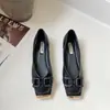 Novos Sapatos Loafers Quadrados Versáteis de Moda Retro para Mulheres, Sapatos Baixos Confortáveis para Mulheres, Coleção Primavera e Outono 2025