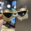 Gafas de Sol Polarizadas para Niños Estilo Nuevo Oso, Gafas de Sol de Dibujos Animados de Silicona para Bebé Oso Fresa, Gafas de Sol para Fotos Oso Violento, Genial