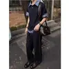 Camisa polo estilo americano com toque de alta qualidade, camiseta de manga curta com gola de lapela xadrez falsa de duas peças, estilo college de verão, adequada para casais, casual de negócios