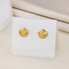Pendientes Geométricos Sencillos en Forma de Corazón Chapados en Oro de 18 Quilates para Mujer, Modernos de Acero Inoxidable Incrustados con Perlas, Pendientes Elegantes, Nuevo Estilo