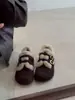 Estilo Coreano Otoño/Invierno 2026 Nuevo Llegada Elegante Moderno Retro Punta Redonda Con Terciopelo Cálido Piel Gruesa Suela Aumenta Altura Zapatos Birkenstock Mujer