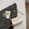 Bolsa Transversal de Design de Nicho Transfronteiriço para Mulheres 2025 Nova Bolsa Quadrada Pequena Casual Versátil Bolsa de Ombro Fashion para o Dia a Dia