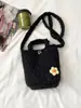 Bolso de cubo de felpa para mujer 2026 nuevo otoño nicho trabajo varios bolso tote pequeño versátil bandolera cruzada de un solo hombro