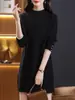 Suéter de longitud media para mujer, cubre las caderas, elegante, nuevo estilo otoño/invierno 2026, cuello semialto, capa base, engrosado, para usar debajo de un abrigo