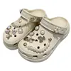 2025 novos sapatos com furos estilo barroco acessórios flor de sapato cruz fivela decorativa removível acessórios de corrente fivela de sapato