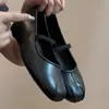 Zapatos retro Mary Jane de piel de oveja para mujer, punta redonda, corte bajo, estilo nuevo 2026, con diseño interior que aumenta la altura, adecuados para ir al trabajo, con suela plisada