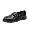 Mocasines de hebilla grande transfronterizos, slip-on, moda, versátiles, zapatos de cuero para hombre, estilo británico, zapatos casuales retro, zapatos para hombre para todas las estaciones