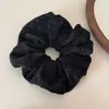 Goma para el pelo de terciopelo de color liso, felpa, tamaño grande, estilo perezoso, accesorio para el pelo de flor, versátil para el día a día, estilo coreano, otoño e invierno