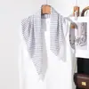 Pañuelo Cuadrado Retro Francés de Espiga 65cm para Mujer, Elegante Pañuelo de Seda para el Trabajo y la Oficina, Combinado con Camisas y Trajes