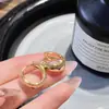 Pendientes Línea Dorada, Aros Únicos y Hermosos, Nuevo Estilo Caliente 2026, Pendientes de Alta Gama, Pendientes de Moda para Mujer