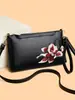 Regalo del Día de la Madre 2025 Nueva Moda Bolso Cruzado de un Solo Hombro para Mujer Bolso de Mamá Bordado Estilo Chino Exquisito Bolso para Teléfono