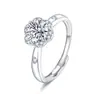 Anel de Diamante Meio Quilate Jiangshan para Mulheres Fornecedor Direto Fabricante Atacado Anel Aberto Coroa Seis Garras Anel de Zircônia
