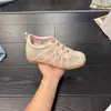 Zapatillas de entrenamiento alemanas para mujer que aumentan la altura, nuevas zapatillas casuales de malla transpirable para verano 2026, versátiles para personas bajitas