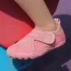 Zapatos de Bebé de Cinco Dedos, Zapatos de Playa Pequeños para Niños, Zapatos Descalzos para Entretenimiento Interior, Zapatos de Tejido Flyknit para Bebé, Zapatos de Agua para Niños Pequeños