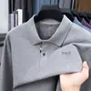 Tendencia de TikTok Otoño Nuevo Camisa Polo de Manga Larga con Cuello de Solapa para Hombre Color Sólido Bordado Holgada Versátil Camiseta Básica