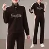 Conjunto de Roupa Esportiva Estampada da Moda Feminino Outono e Inverno 2025 Novo Estilo Chinês Elegante Redutor de Idade Roupa Casual Conjunto de Duas Peças
