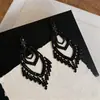 Pendientes de Aguja de Plata Transfronterizos con Diseño de Hoja Hueca Incrustada de Diamantes, Pendientes Versátiles y de Moda Estilo Europeo y Americano, Lujo Ligero con un Toque de Alta Gama, Artesanía Exquisita