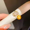 Anel Redondo Aberto Torcido com Cravação de Zircônia, Anel de Nicho de Alto Padrão, Luxo Leve Exquisito, Joia Versátil de Moda Personalizada