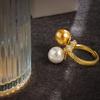 Anillo de Luz Circular Grande de Perlas Lujo Avanzado Artificiales Perlas Blancas Nanyang Perlas Doradas Gruesas Anillo Dorado de Doble Color con Diamante