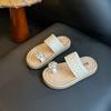 Pantuflas para Niñas Estilo Retro Bohemio Chanclas de Dedo para Playa 2025 Verano Nuevas Sandalias con Flores de Aspecto Elegante para Usar Afuera