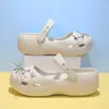 Zapatos Mary Jane perforados 5.0CM de aumento de altura para mujer 2026 verano nuevo estilo para exteriores puntera cerrada suela suave antideslizante yoga ballet