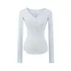 Camiseta Manga Longa Botão Decote V Estilo Coreano Menina Picante Desejo Puro para Mulheres, Nova Moda Primavera Slim-Fit com Visual Estiloso