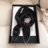 Lenço de Seda Fino com Bolinhas Estilo Coreano para Primavera e Verão para Mulheres, Lenço Triangular Estiloso, Lenço de Pescoço Decorativo da Moda, Multifuncional