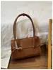 Bolsa de mano estilo retro, de alta gama, gran capacidad para mujer, nueva colección 2025, moderna y única, adecuada para ir al trabajo