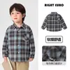 Camisa de Cuadros Europea para Niño Otoño Ropa Exterior 2026 Nueva Ropa Infantil Niños Bebé Niño Pequeño Estilo Primavera y Otoño Moderna