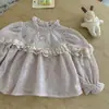 Blusa Floral de Boneca para Meninas Outono Novo Estilo Coreano Menina Bebê Doce Francês Acabamento em Renda Manga Longa Top Primavera Outono