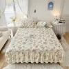 Juego de sábana bajera y faldón de cama dos en uno estilo princesa, algodón puro, modelo nuevo 2024 con dobladillo festoneado para ocultar imperfecciones, diseño de cubrecama y faldón de cama