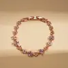 Pulsera de Estilo Lujo Ligero Europeo y Americano con Cierre Ovalado de Flor de Perla de Imitación y Circonita, Joyería Vintage Exquisita y de Alta Gama