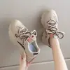 Zapatillas tipo dad con cordones para mujer, otoño 2026 nuevo popular, suela gruesa, que aumenta la altura, cómodas, de malla, suela suave, zapatos deportivos casuales para mujer