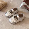 Sapatos de Couro Fofos de Coelho Princesa para Meninas 2026 Coleção Nova Primavera e Outono Solado Macio Rasos Moda Bebê Sapatos Mary Jane