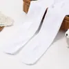 Meias-calça de dança listradas verticais de algodão para crianças no atacado com solas antiderrapantes de grafeno para meninas, calças estilo primavera e outono