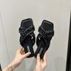 Sandalias y Chanclas de Lentejuelas para Mujer 2025 Nuevos Zapatos de Playa Cruzados de Punta Cuadrada de Verano talla grande Planos sin Cordones