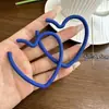 Acessórios Dopamine Girl Brincos Estilosos Outono e Inverno Nova Moda Simples Versátil Brincos Doces em Formato de Coração Brincos de Tarraxa