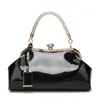 Nova Bolsa Feminina de Couro Patente Moda Europeia e Americana Bolsa de Mão Brilhante da Moda Bolsa de Ombro Transversal Bolsa Feminina para Jantar de Casamento